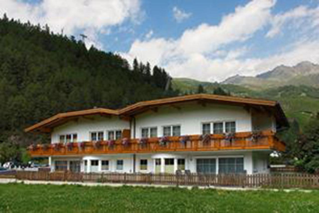 Landhaus Martinus Solden Bagian luar foto